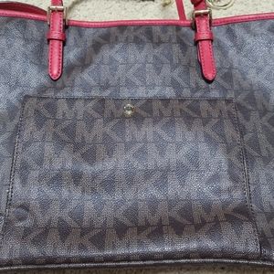 Michael Kors Jet Set Large Tote